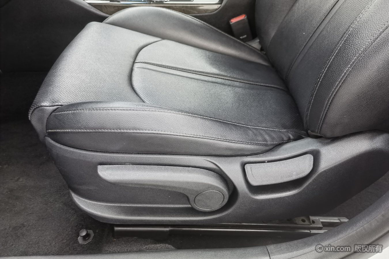 Kia K5 2016 car image #21