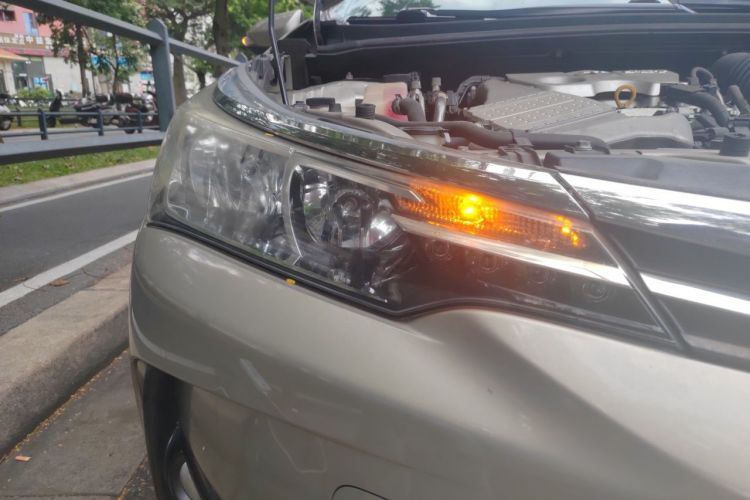 Toyota Corolla 2017 #8 Toyota Corolla 2017 car image #8