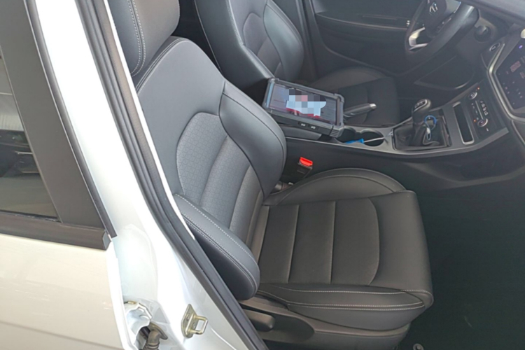 GEELY Emgrand 2021 immagine di auto #24