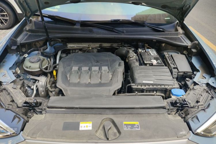 Audi Q3 2022 car image #22