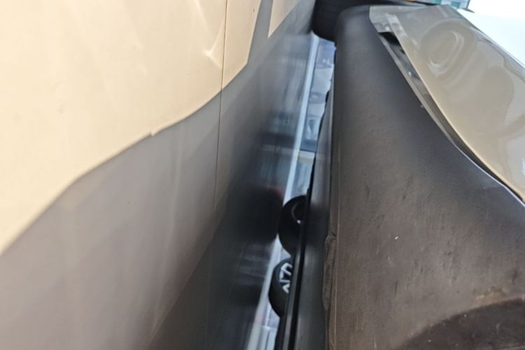 Tesla Model Y 2024 #26 Tesla Model Y 2024 immagine di auto #26