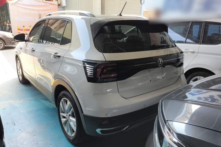 Volkswagen T-Cross 2020 #5 Volkswagen T-Cross 2020 car image #5