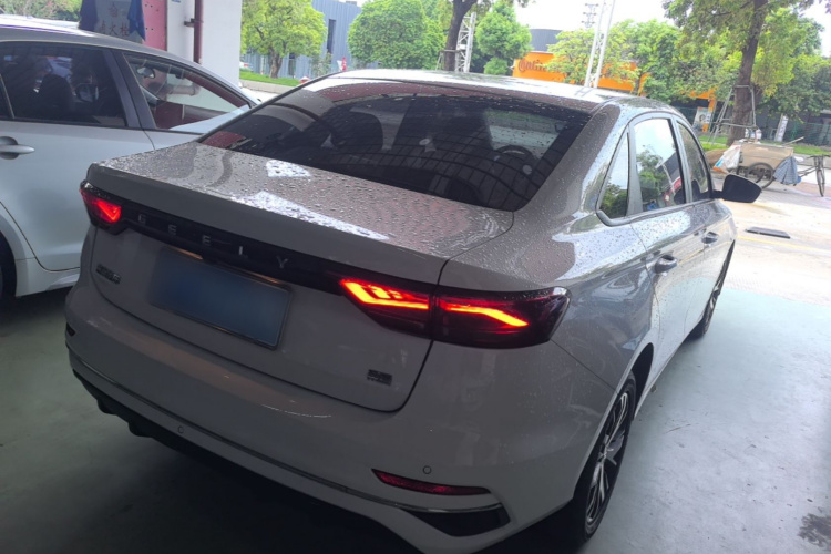 GEELY Emgrand 2023 car image #7