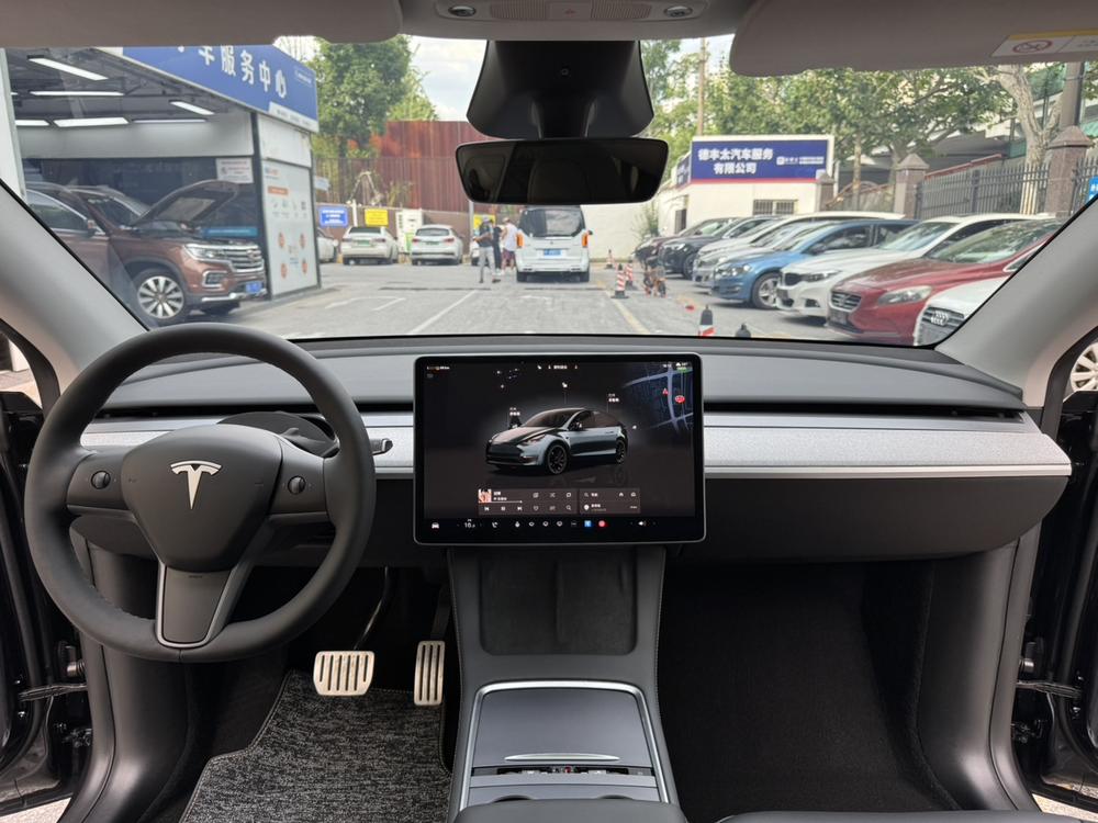 2024 #12 2024 immagine di auto #12