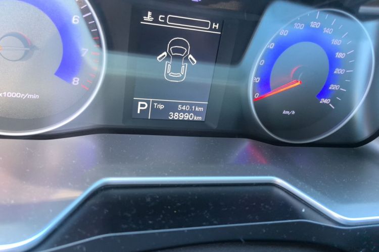 GEELY Emgrand 2016 #8 GEELY Emgrand 2016 car image #8