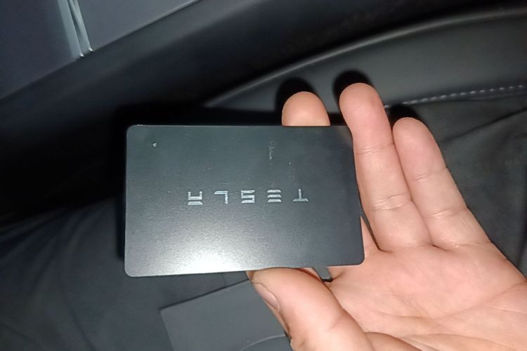 Tesla Model 3 2024 car image #14