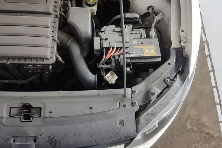 Volkswagen Polo 2017 car image #29