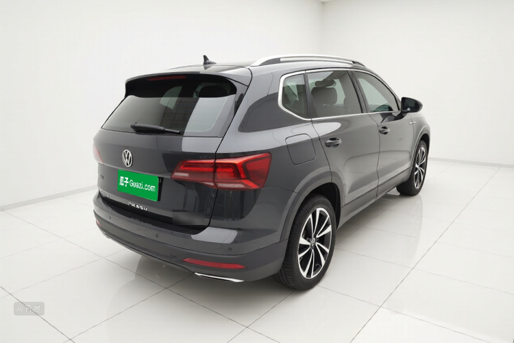 Volkswagen Tharu 2021 car image #7