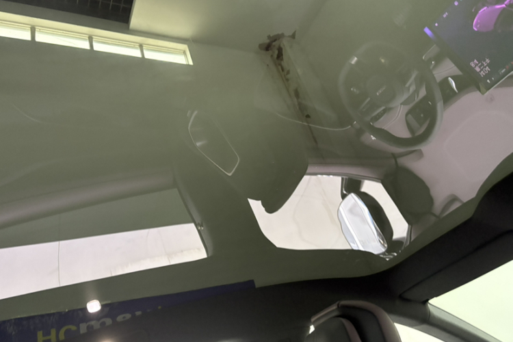 MI SU7 2025 car image #19