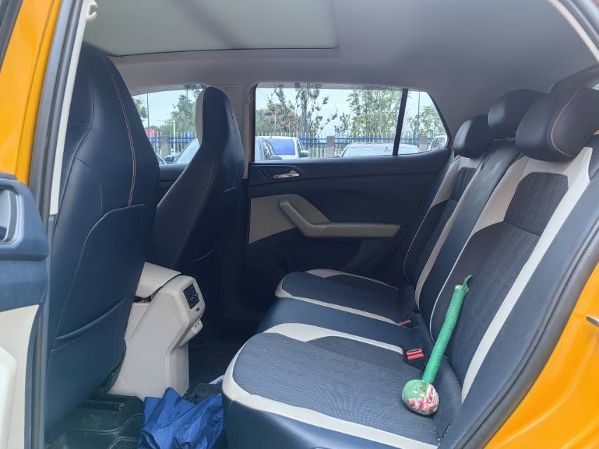Volkswagen T-Cross 2021 #7 Volkswagen T-Cross 2021 car image #7