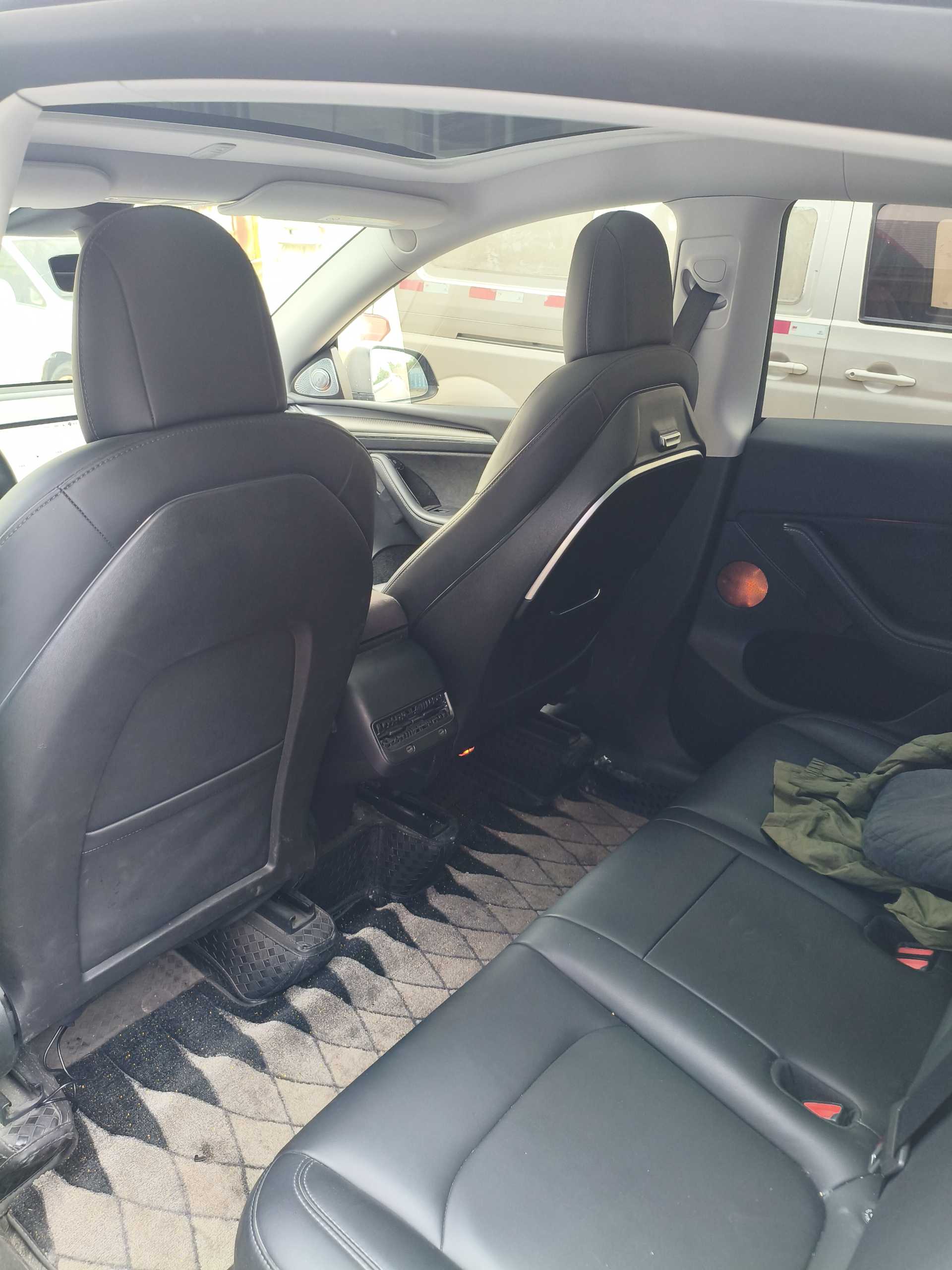 特斯拉 Model Y 2021 汽车图片 #8