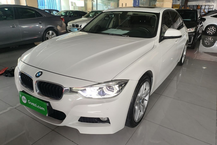 BMW 3 Series 2018 #2 BMW 3 Series 2018 car image #2