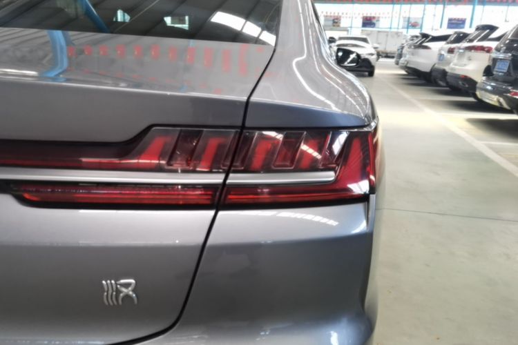 BYD Han 2022 car image #8