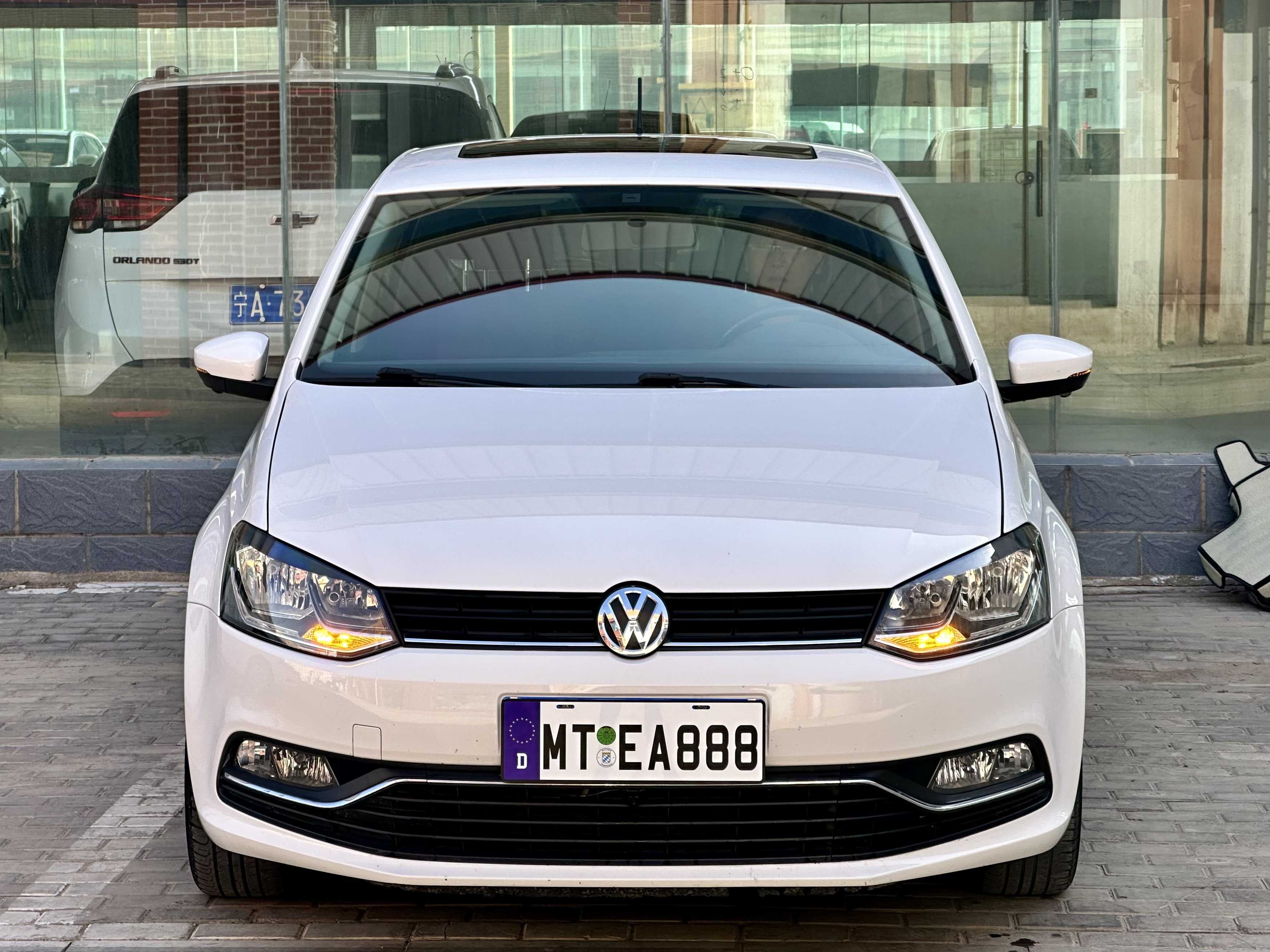 Volkswagen Polo 2019 car image #4