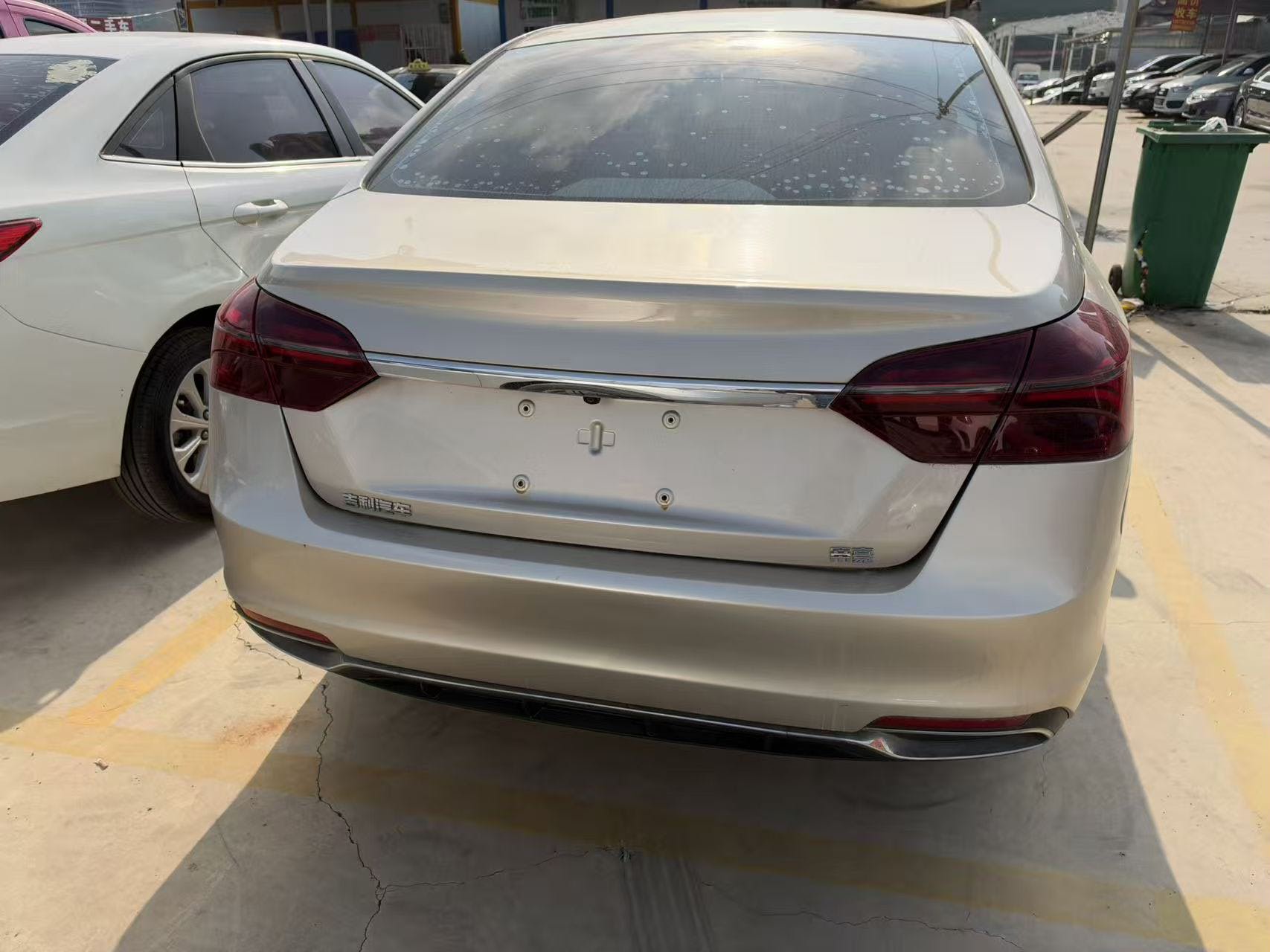 GEELY Emgrand 2020 изображение автомобиля #4