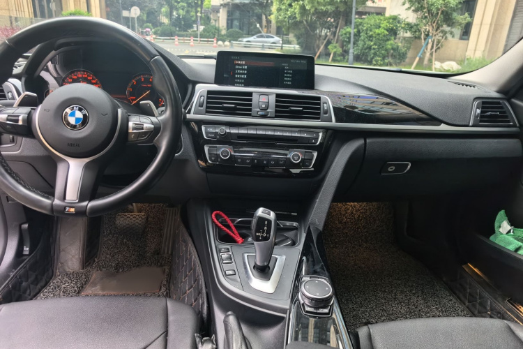 BMW 3 Series 2017 #10 BMW 3 Series 2017 car image #10