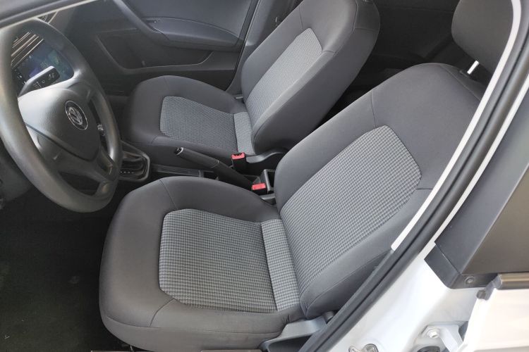 Volkswagen Santana 2022 car image #19