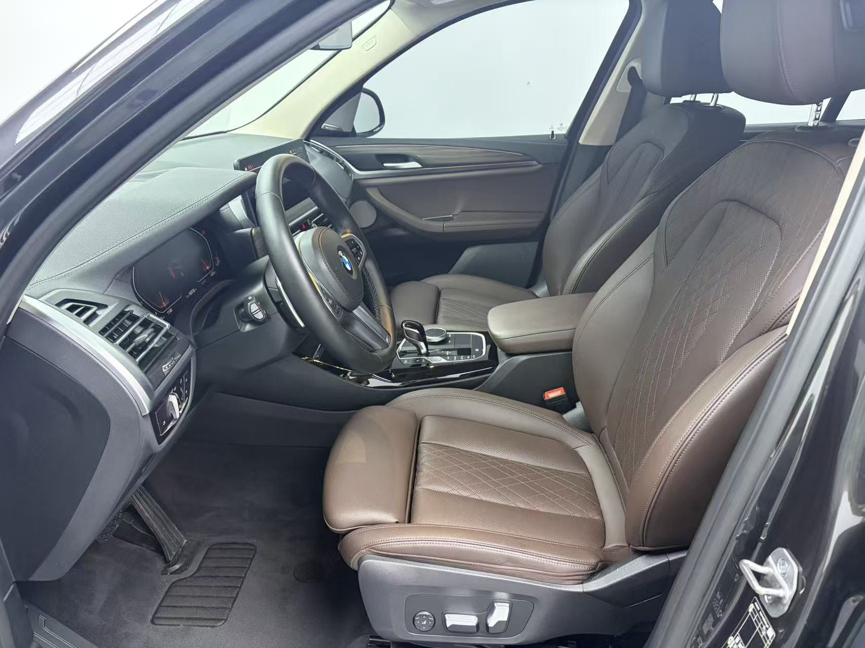 BMW X3 2021 #4 BMW X3 2021 car image #4