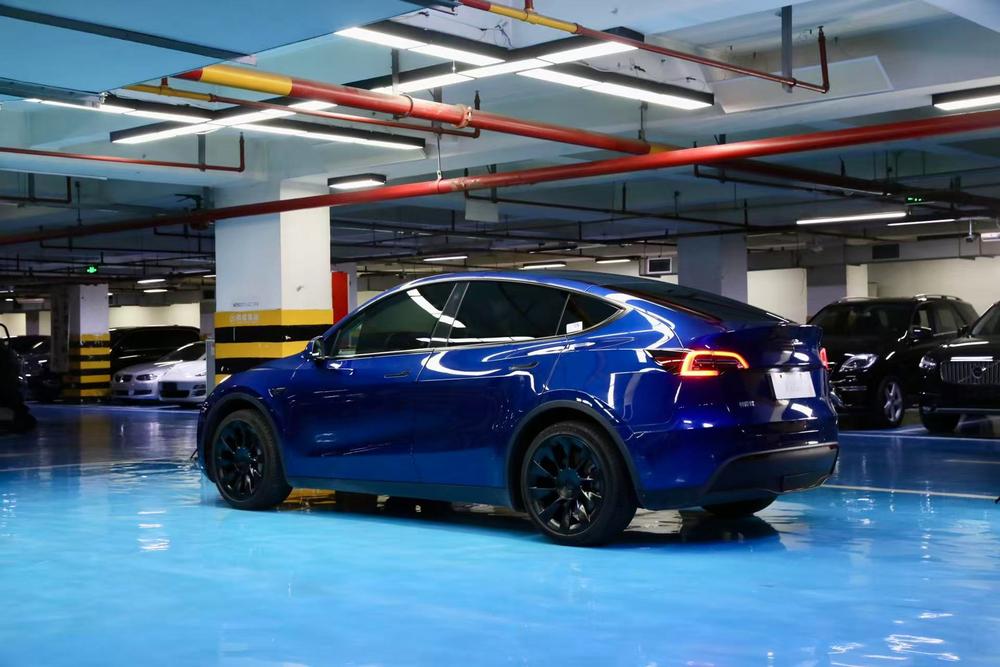 Tesla Model Y 2023 #3 Tesla Model Y 2023 immagine di auto #3
