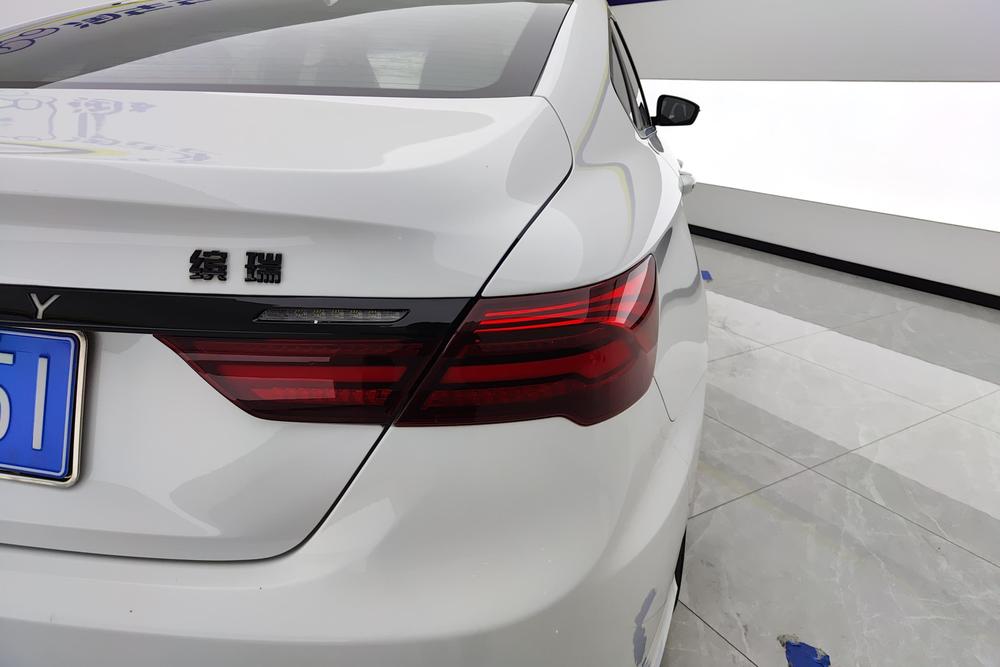 GEELY Binray 2021 car image #6