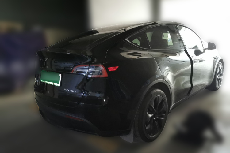 Tesla Model Y 2023 #7 Tesla Model Y 2023 car image #7