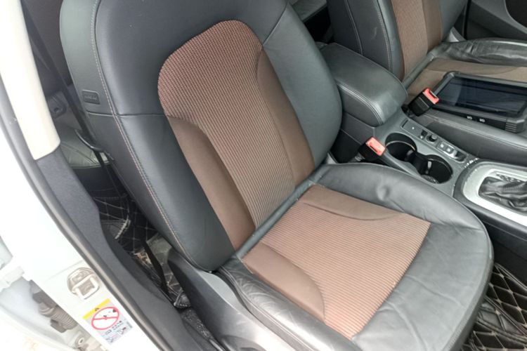 Audi Q3 2018 #24 Audi Q3 2018 car image #24