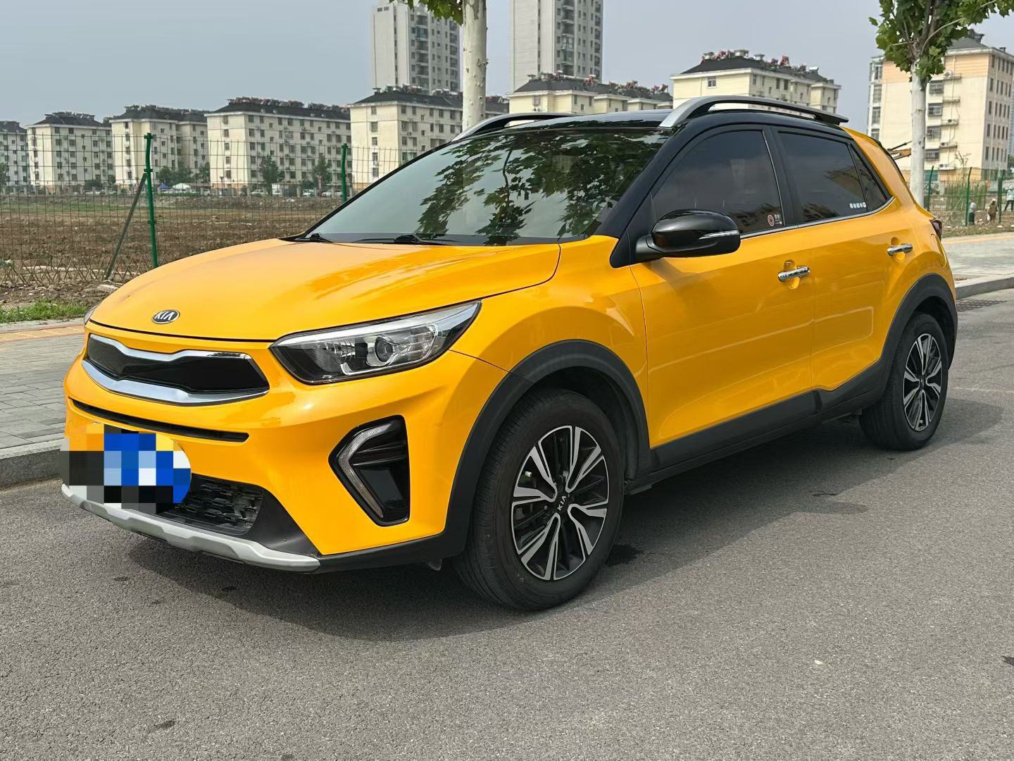 Kia KX1 2018 car image 