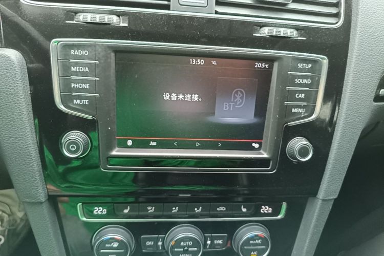 Volkswagen Golf 2016 car image #13