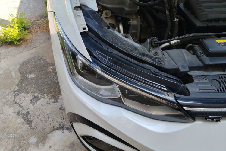 Volkswagen Golf 2021 car image #8