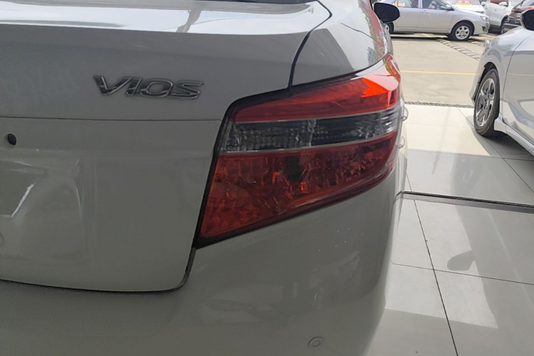 Toyota Vios 2016 car image #8