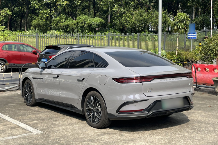 BYD Han 2024 #11 BYD Han 2024 изображение автомобиля #11