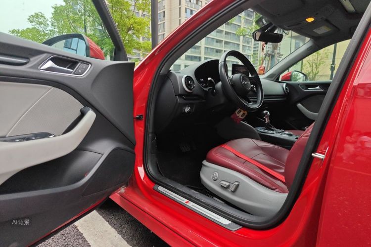 Audi A3 2019 immagine di auto #18