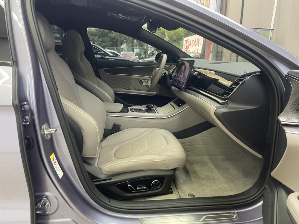 BYD Han 2024 car image #25