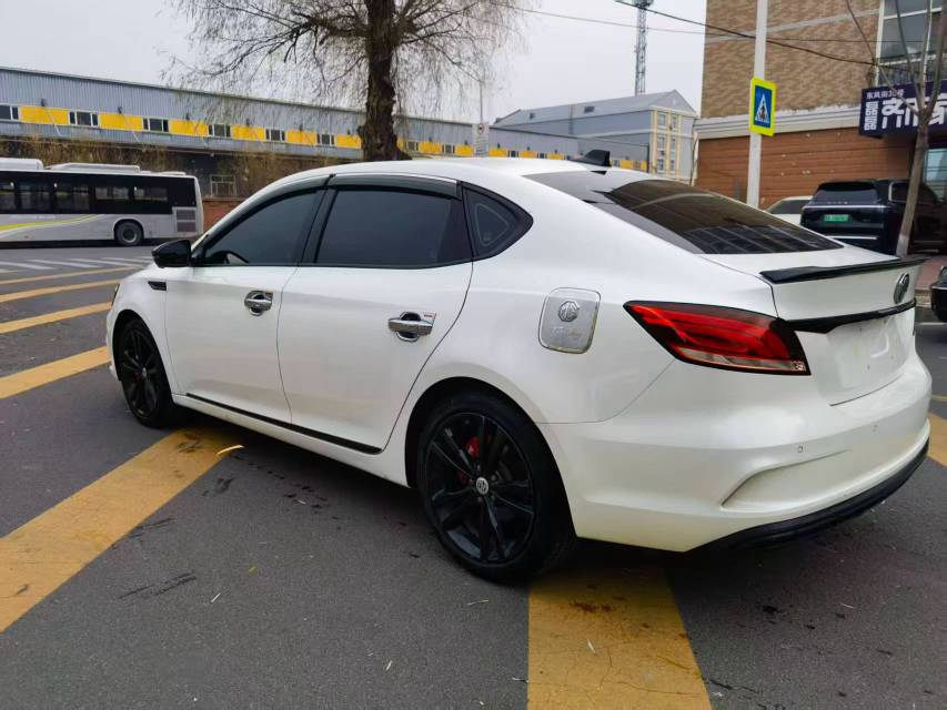 MG 6 New Energy 2020 car image #5