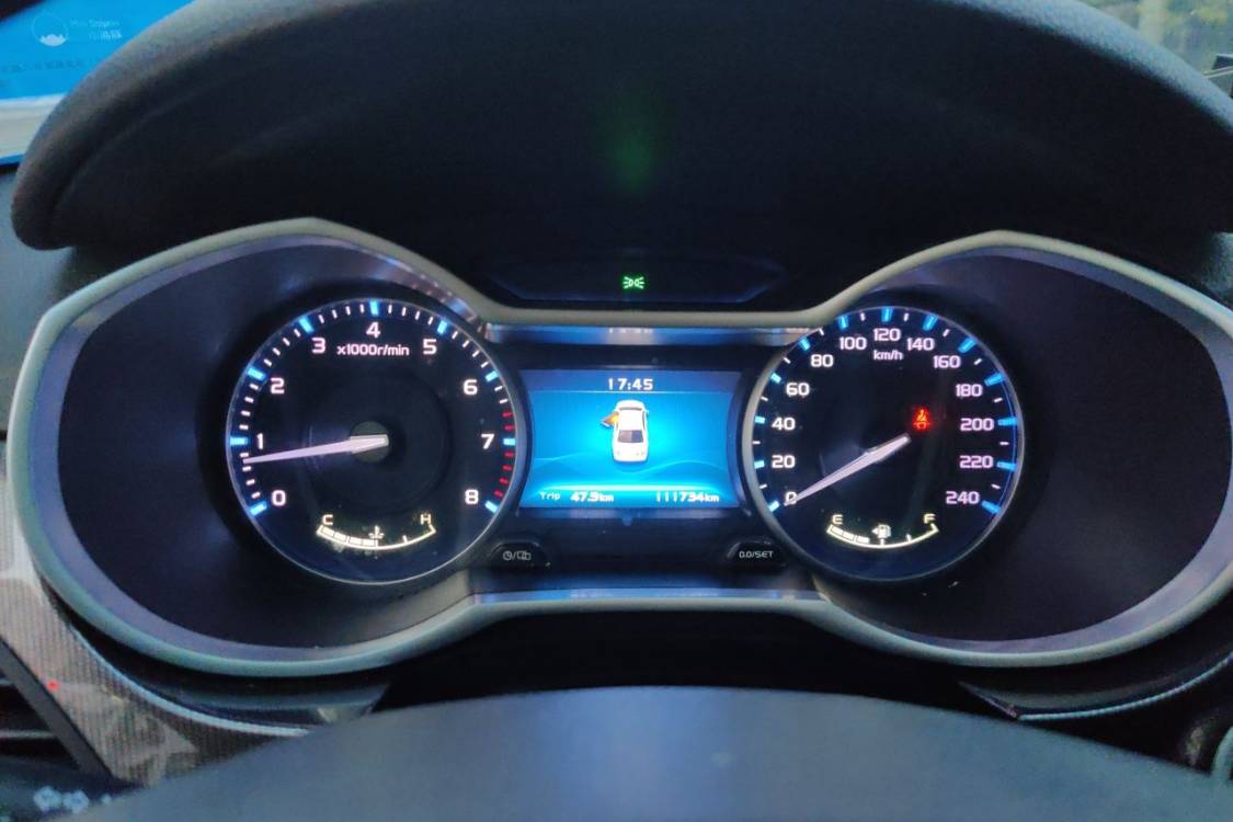 GEELY Emgrand 2017 imagen de coche #24