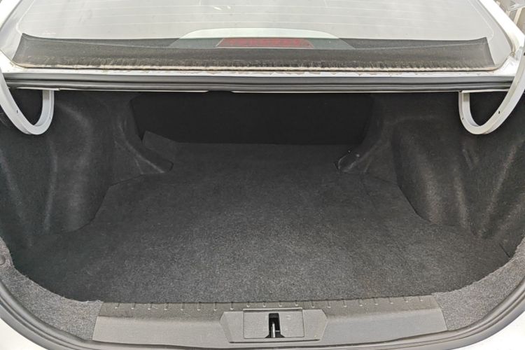 GEELY Emgrand 2021 #21 GEELY Emgrand 2021 car image #21