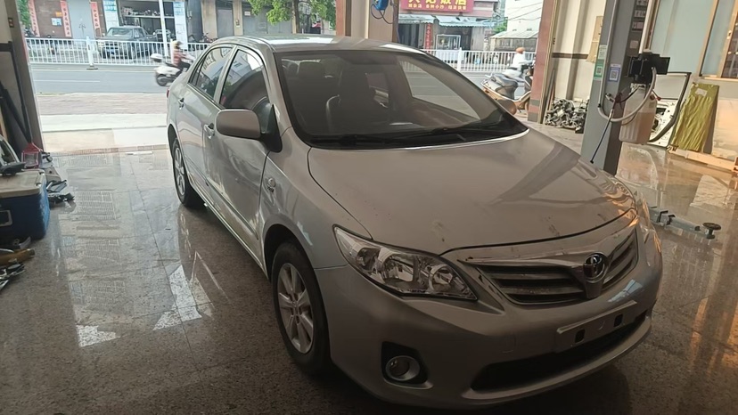 Toyota Corolla 2012 Toyota Corolla 2012 immagine di auto
