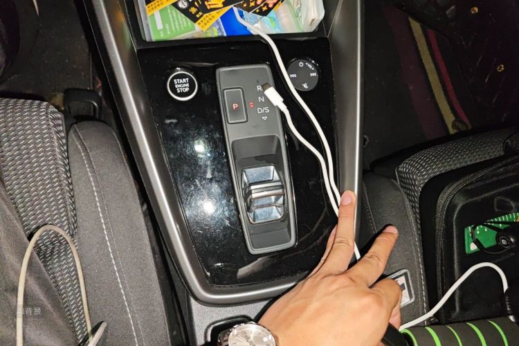 Audi A3 2021 immagine di auto #16