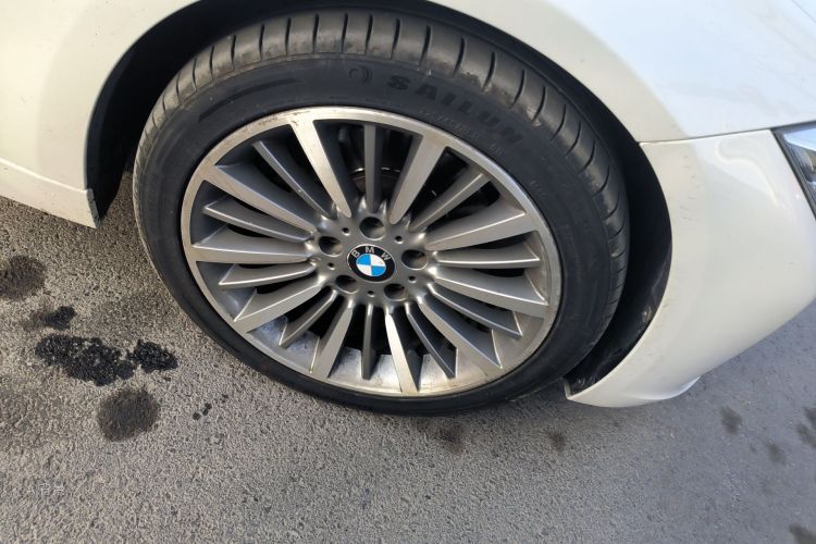 BMW 3 Series 2019 صورة سيارة #9