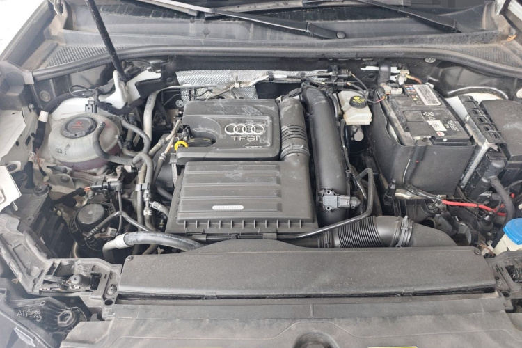 Audi Q3 2020 car image #22
