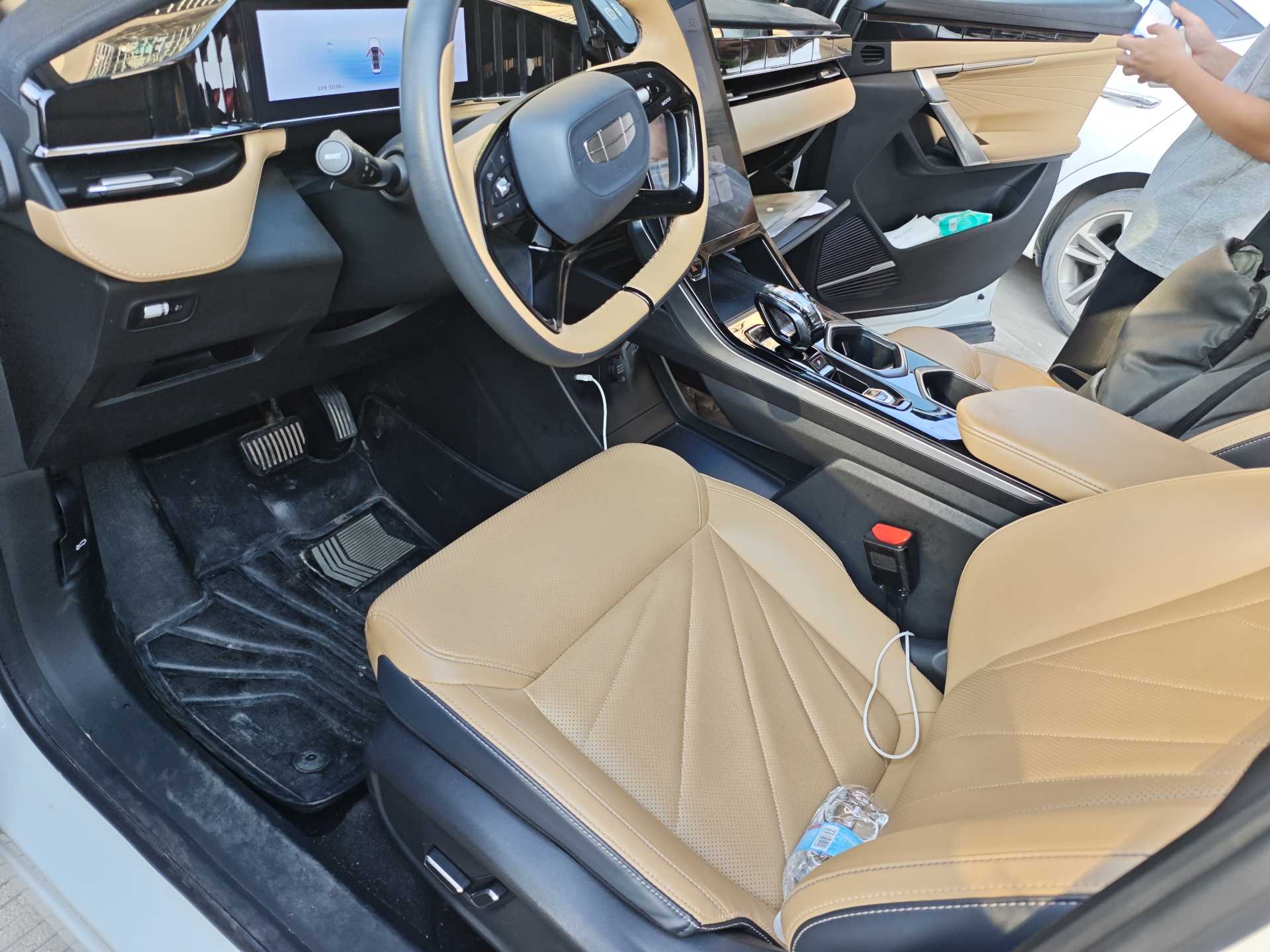 GEELY Boyue L 2022 #7 GEELY Boyue L 2022 car image #7