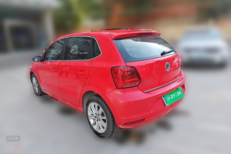 Volkswagen Polo 2015 car image #5