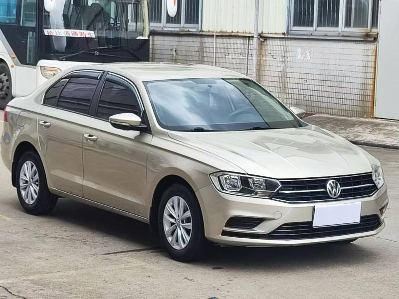 Volkswagen Bora 2016 car image 