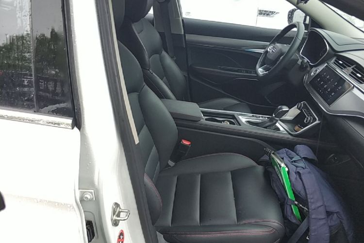 GEELY Binray 2019 car image #24