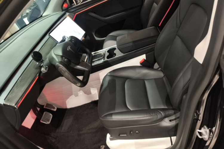 Tesla Model Y 2021 #15 Tesla Model Y 2021 car image #15