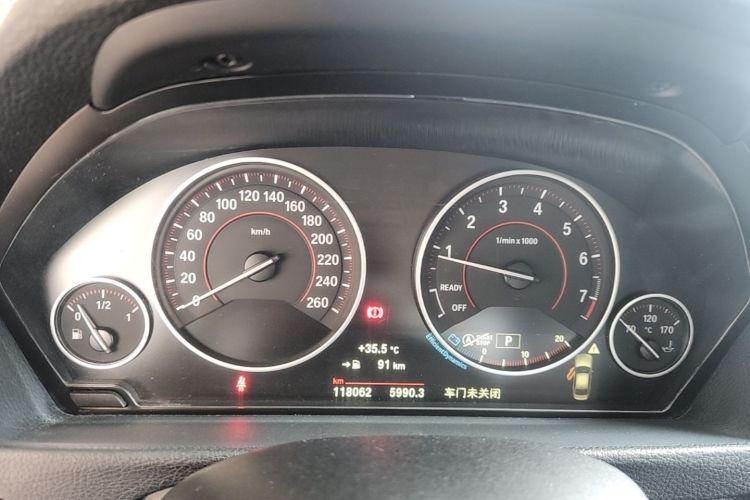 BMW 3 Series 2018 #12 BMW 3 Series 2018 car image #12