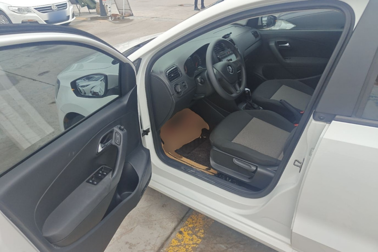Volkswagen Polo 2019 #16 Volkswagen Polo 2019 car image #16