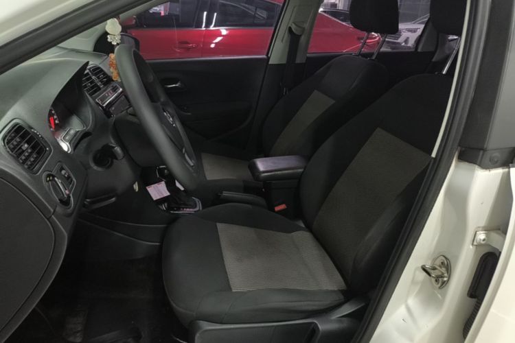 Volkswagen Polo 2019 #15 Volkswagen Polo 2019 car image #15