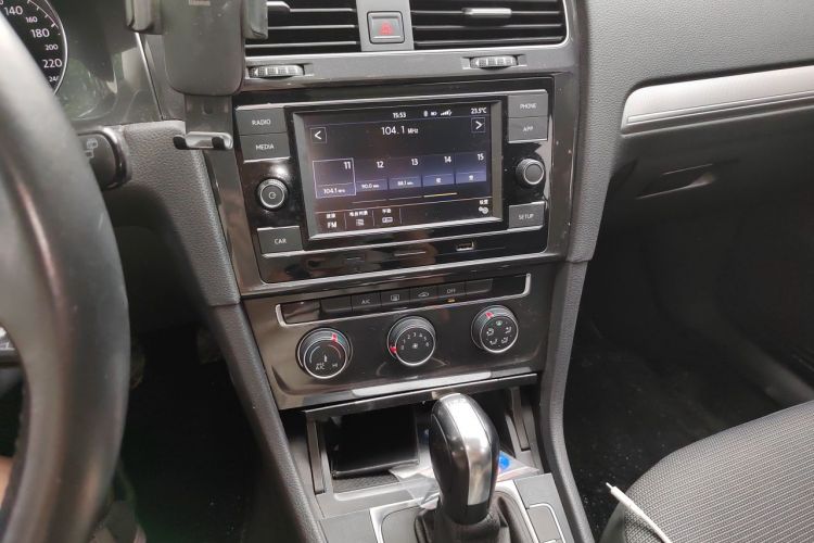Volkswagen Golf 2018 #17 Volkswagen Golf 2018 car image #17