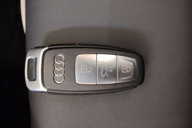 Audi A3 2024 car image #9